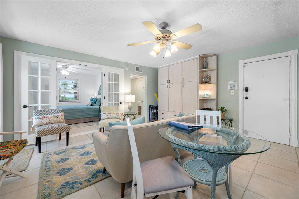 6700 SUNSET WAY 406 photo 7