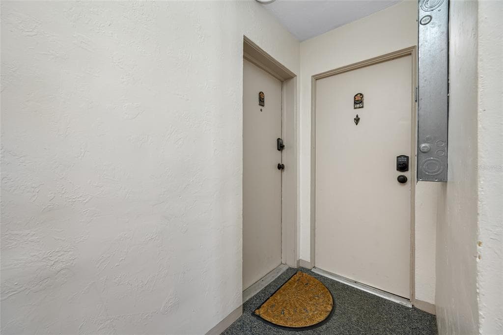 6700 SUNSET WAY 406 photo 3