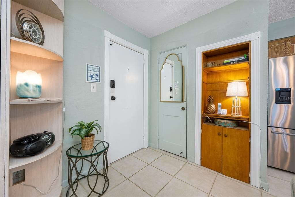 6700 SUNSET WAY 406 photo 4