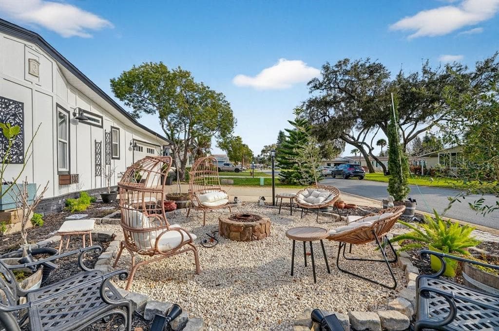 747 NAVIGATORS WAY photo 13