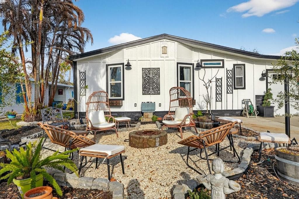 747 NAVIGATORS WAY photo 12