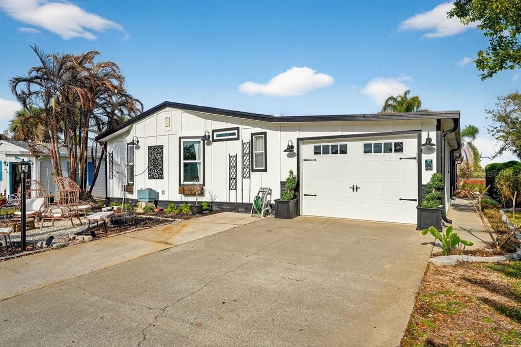 747 NAVIGATORS WAY photo 10