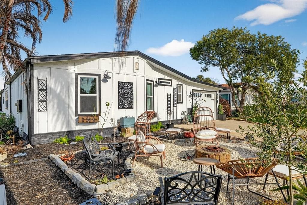 747 NAVIGATORS WAY photo 11