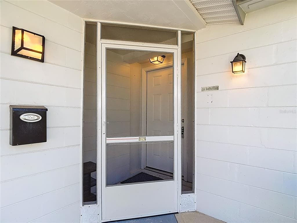 4947 BLUE HERON DRIVE photo 12