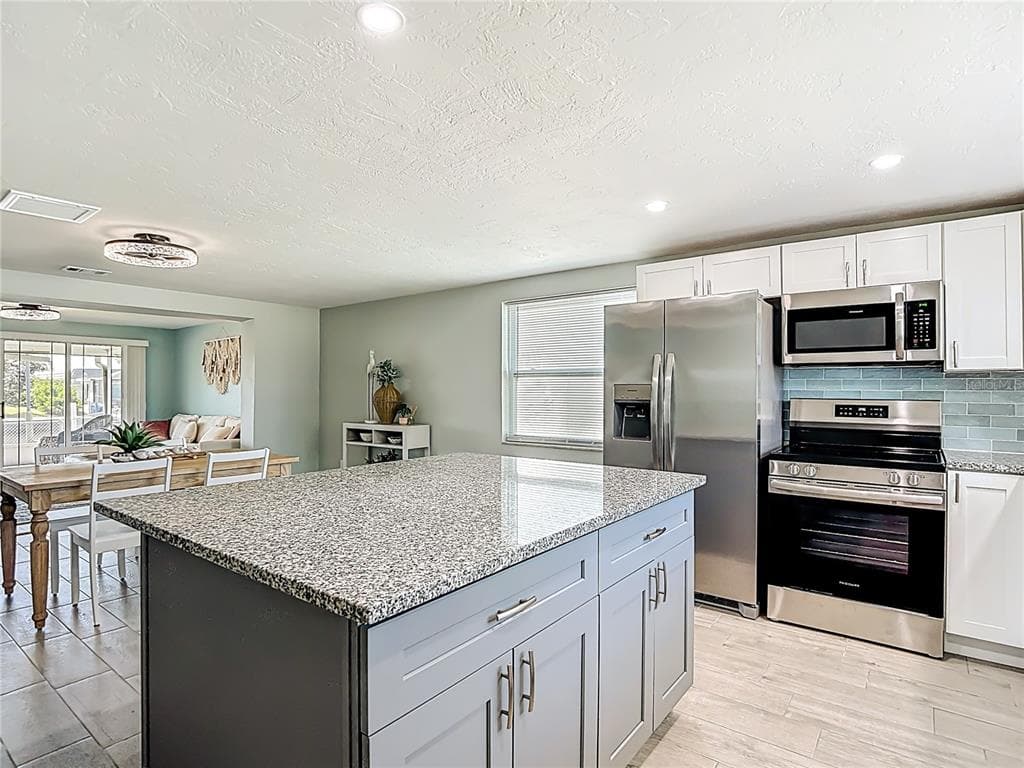 4947 BLUE HERON DRIVE photo 15