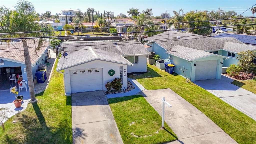 4947 BLUE HERON DRIVE photo 8