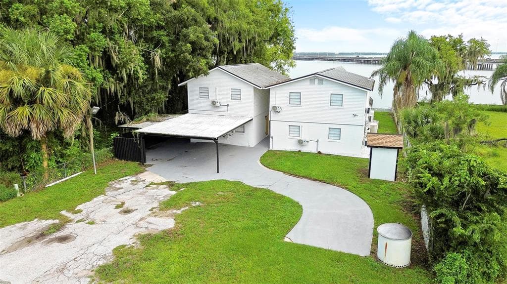 1824 LAKE STREET 2