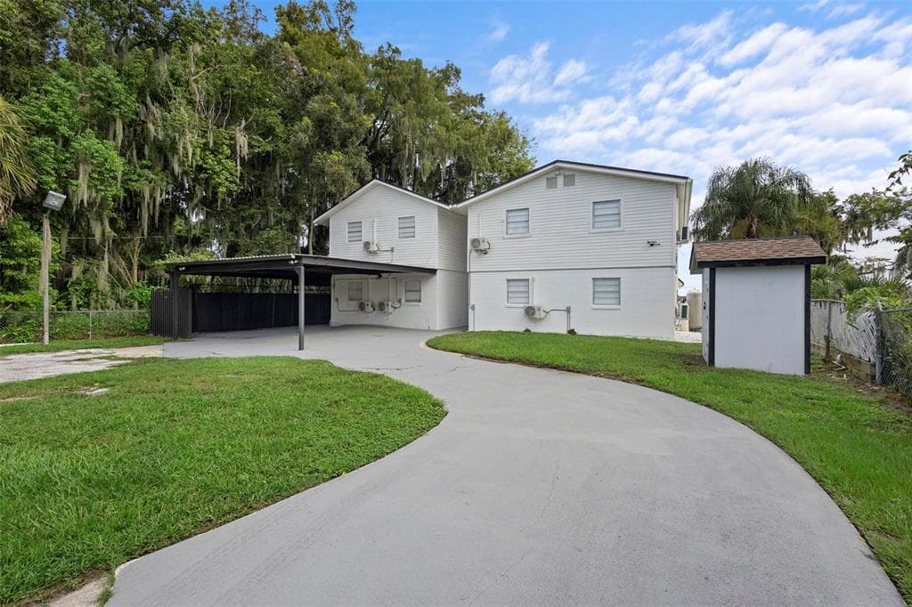1824 LAKE STREET 1