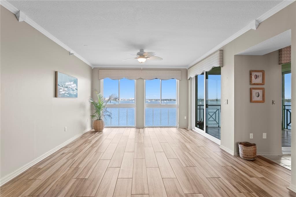 4717 DOLPHIN CAY LANE S 507 photo 11