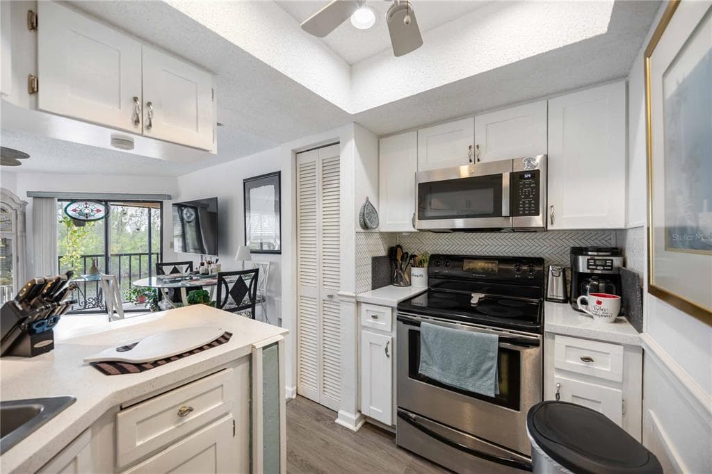 3256 WHITE IBIS COURT 324 photo 18