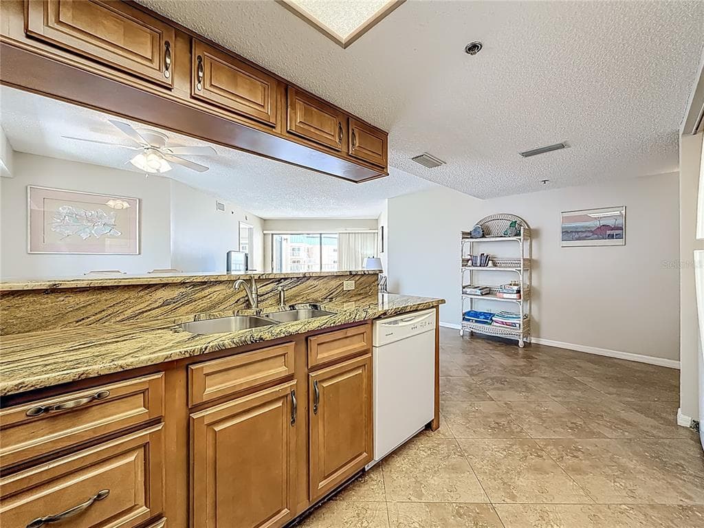 18450 GULF BOULEVARD 401 photo 6