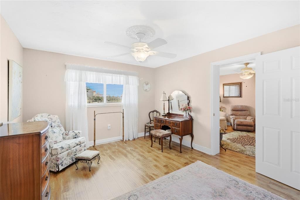 1600 1ST AVENUE W 506 photo 16