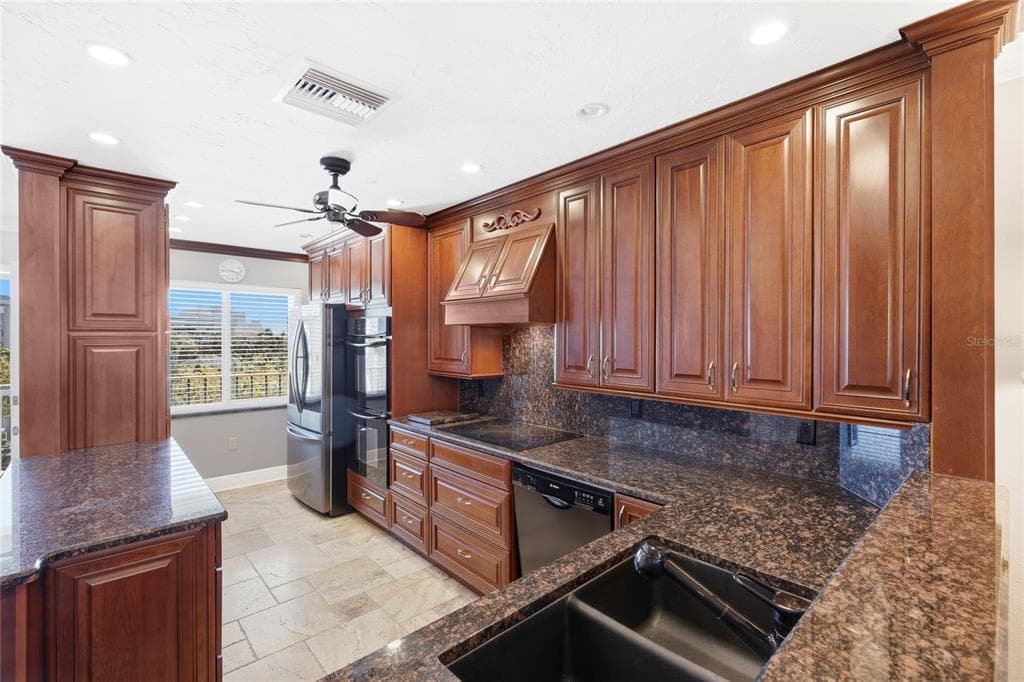 1600 1ST AVENUE W #506 5