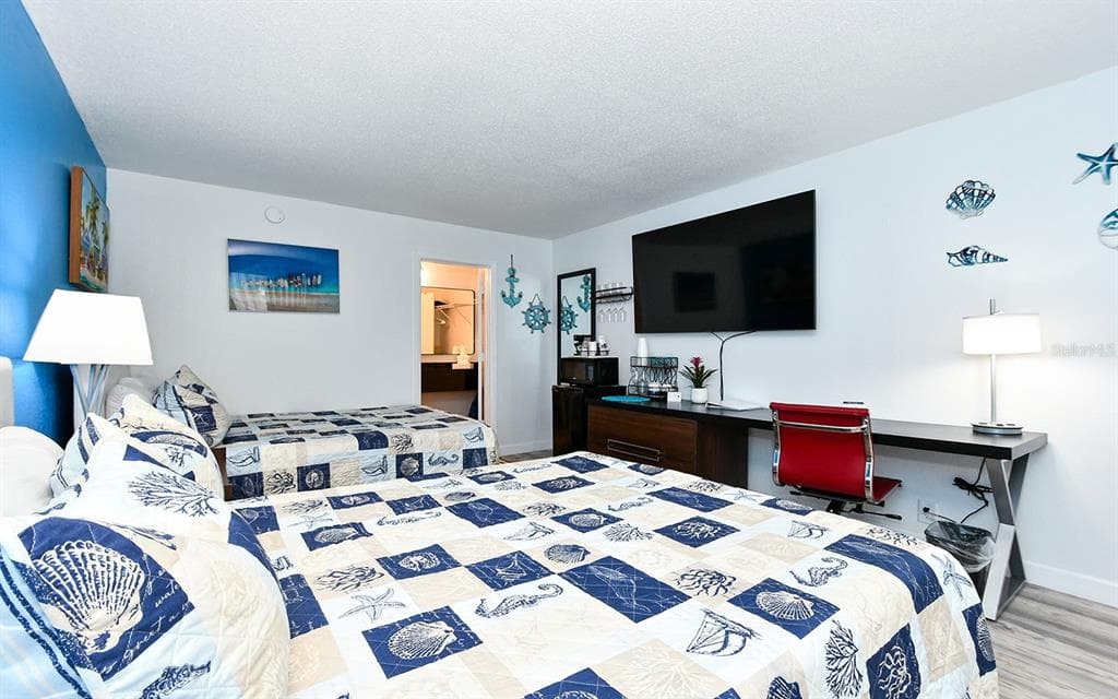 7150 N TAMIAMI TRAIL S-614 photo 4