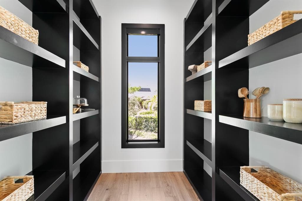 500 BARCELONA DRIVE photo 18