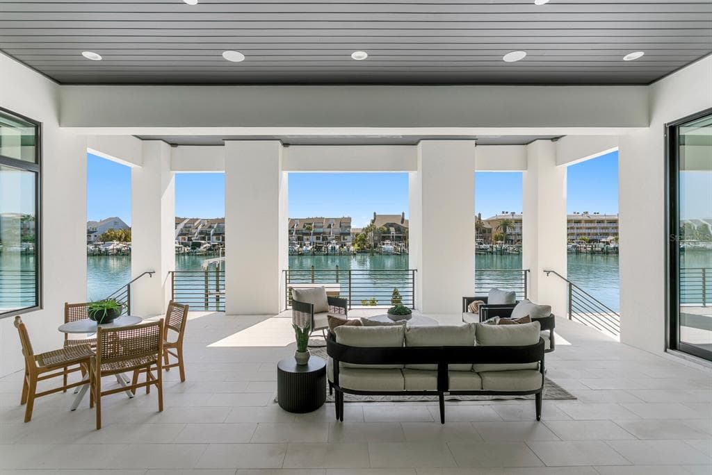500 BARCELONA DRIVE photo 15