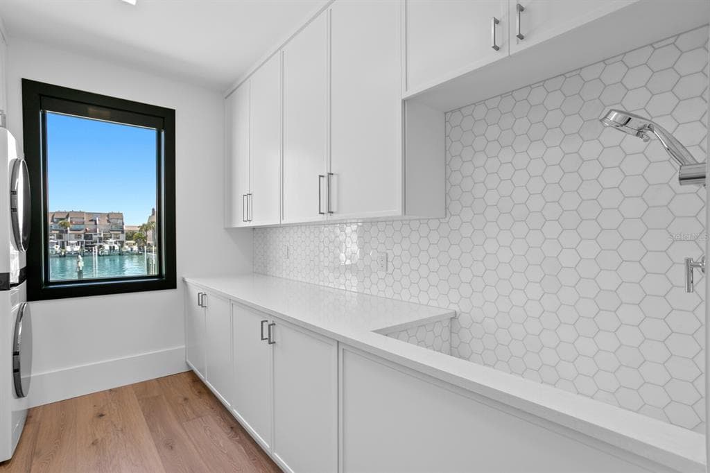 500 BARCELONA DRIVE photo 21