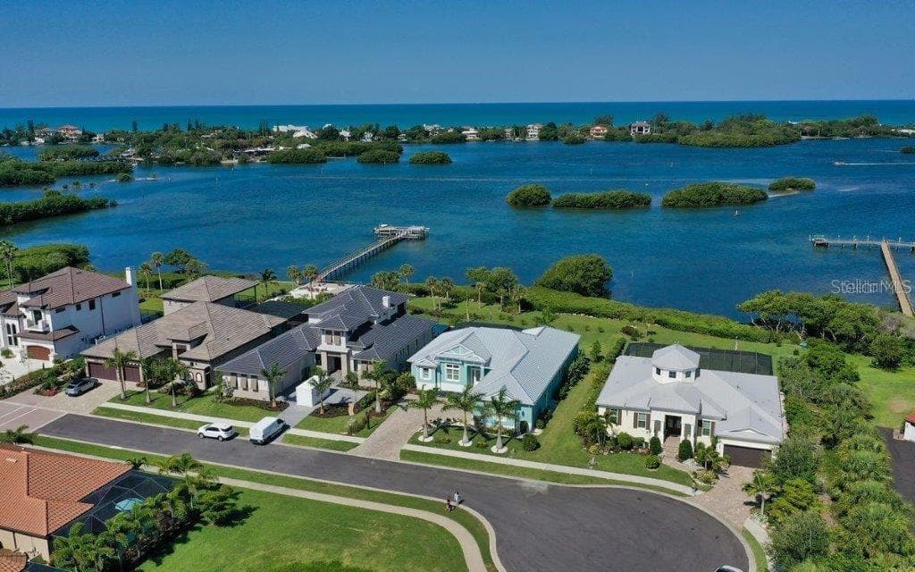 14401 MASTHEAD DRIVE photo 5