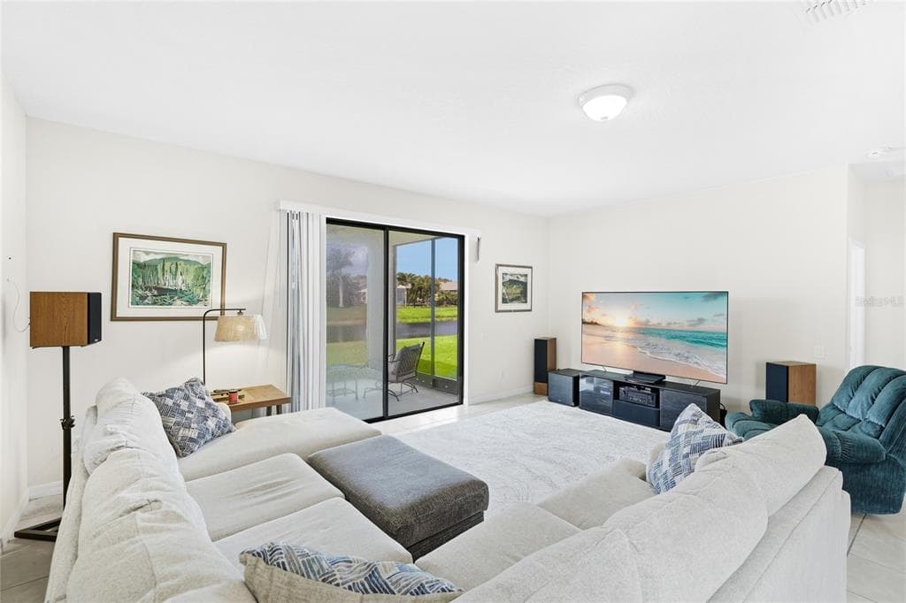 5539 107TH TERRACE E photo 8