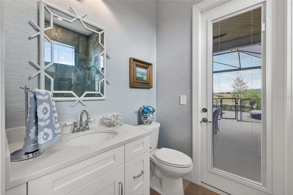 17395 BLUE SAPPHIRE DRIVE photo 23