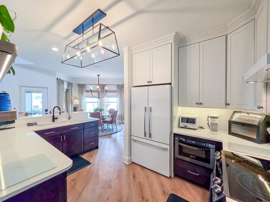 108 MAPLE TERRACE photo 16