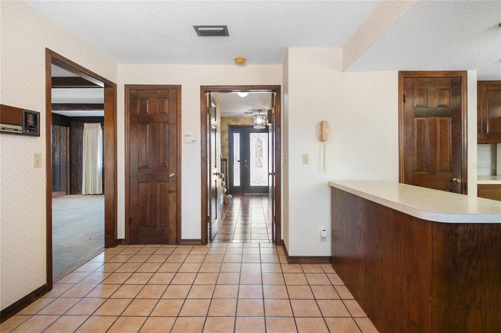 330 SANCHEZ AVENUE photo 13