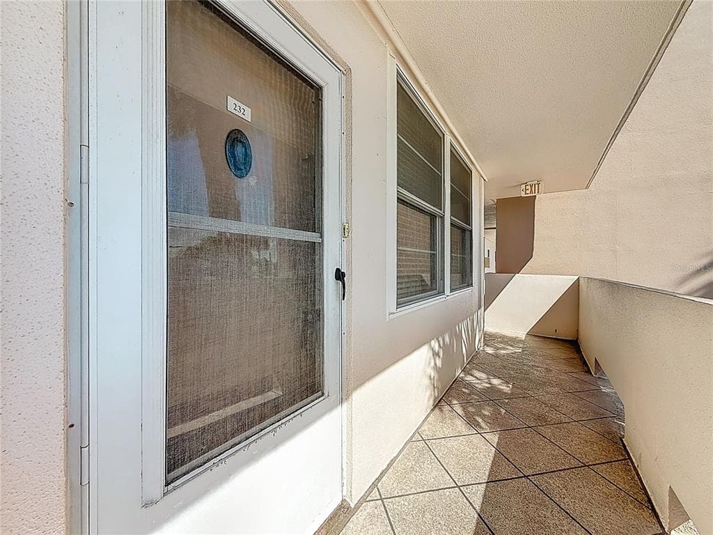 7401 BAY ISLAND DRIVE S 232 photo 3