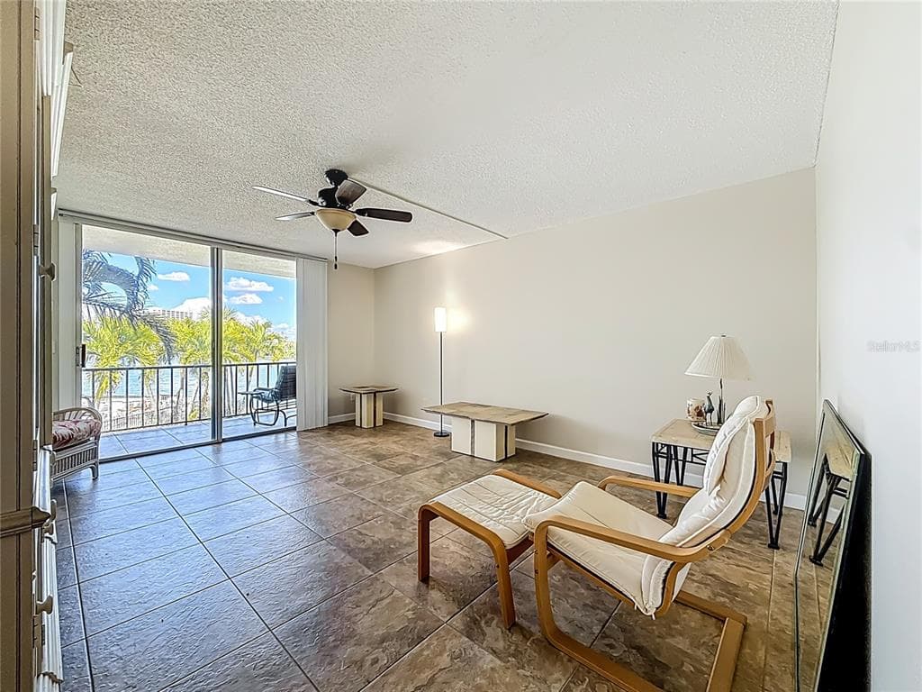 7401 BAY ISLAND DRIVE S 232 photo 25