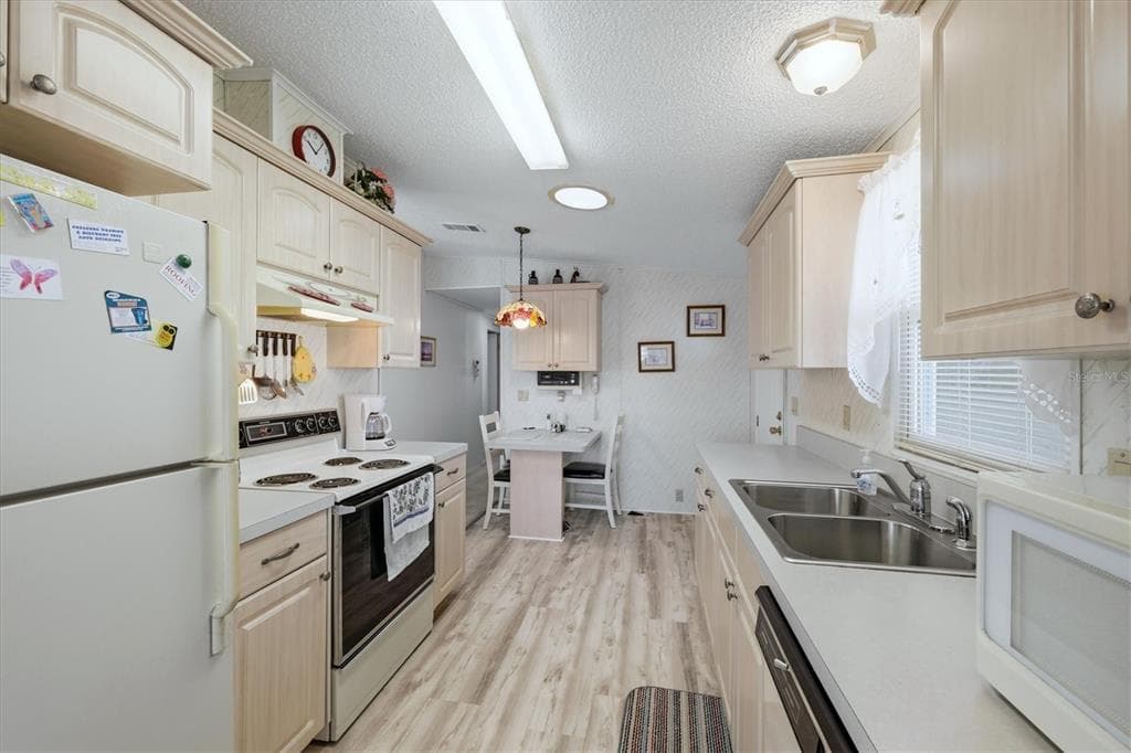 6085 SHEARWATER DRIVE photo 11