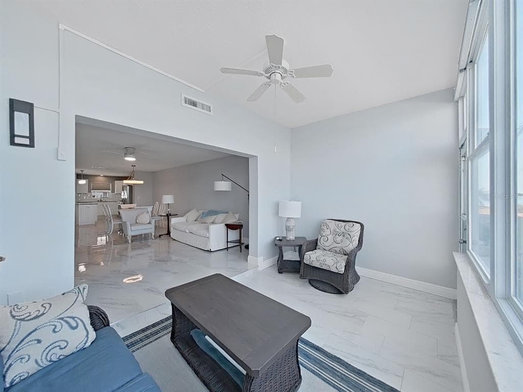7 DUNOON PLACE Unit 104 photo 23