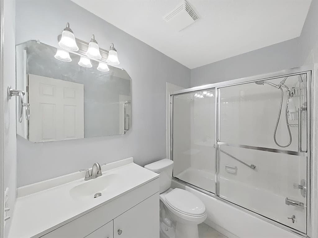 7 DUNOON PLACE Unit 104 photo 24