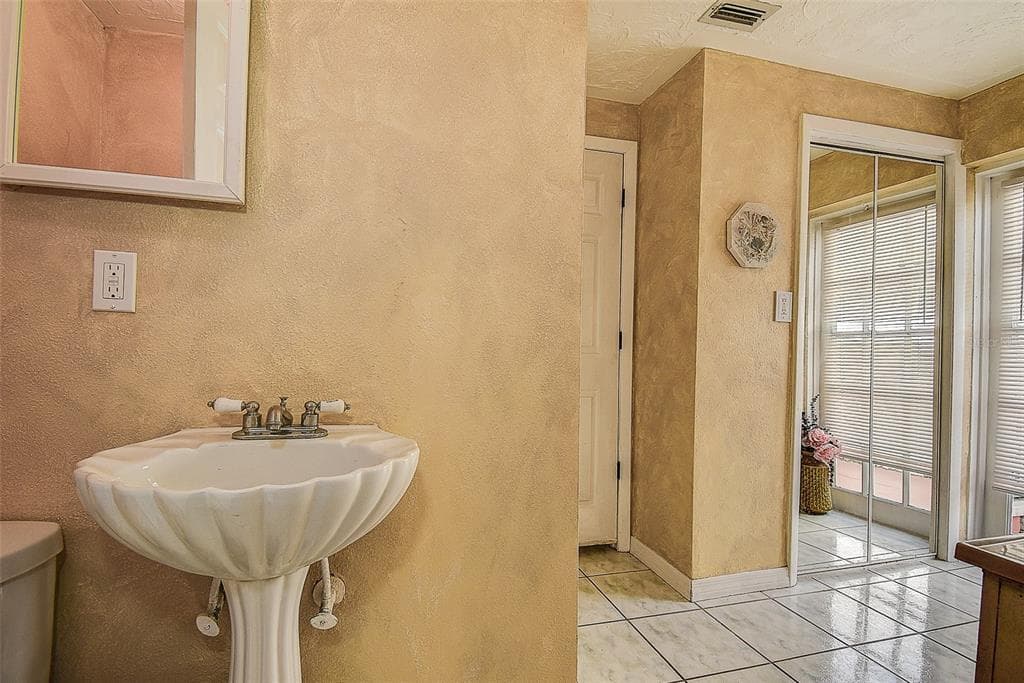 13706 BRITTON DRIVE photo 22