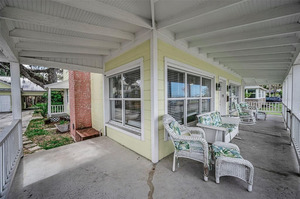 5038 SUNSET BOULEVARD photo 21
