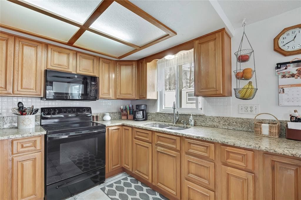 6601 SEA RANCH DRIVE photo 11