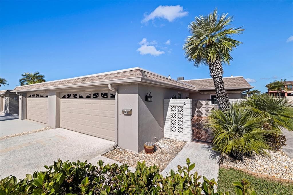 403 BOCA CIEGA POINT BOULEVARD N photo 2