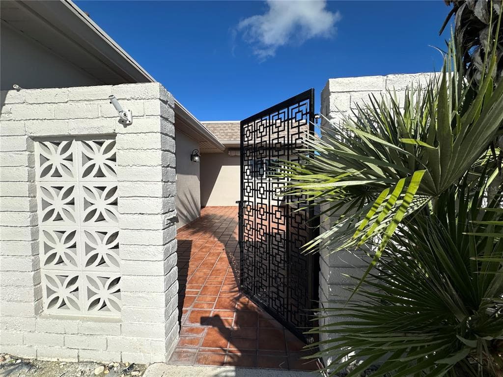 403 BOCA CIEGA POINT BOULEVARD N photo 10