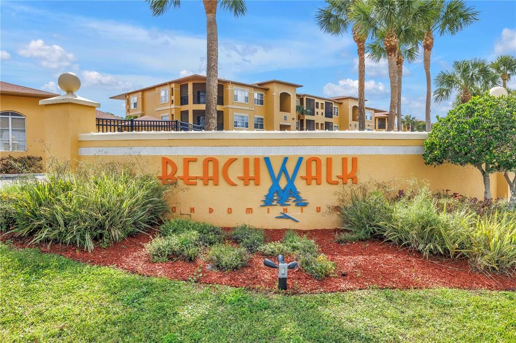 4333 BAYSIDE VILLAGE DRIVE 320 photo 24