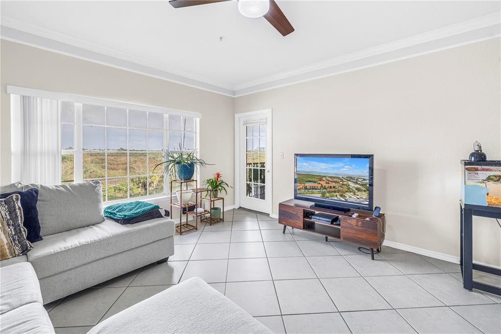 4333 BAYSIDE VILLAGE DRIVE 320 photo 8
