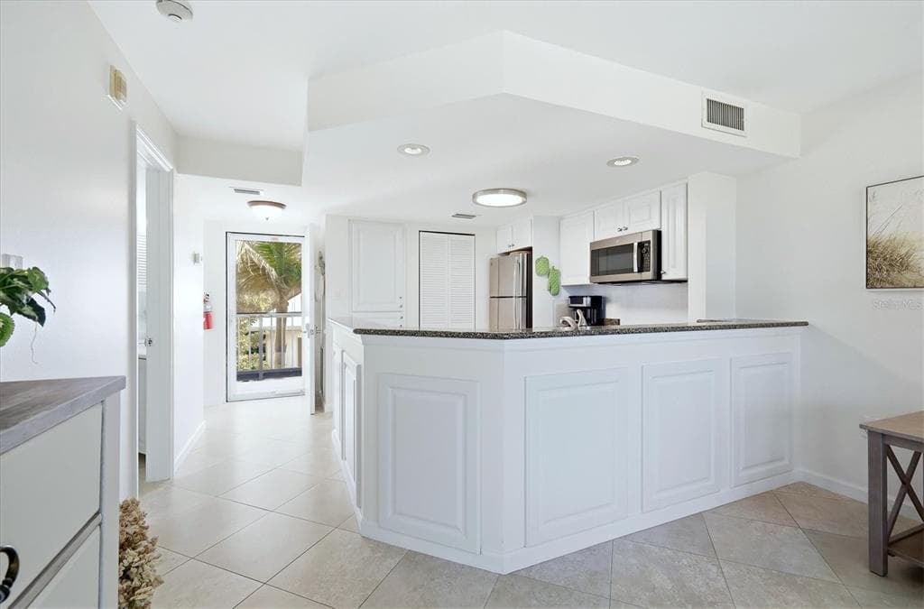5000 GASPARILLA ROAD BC205 photo 4