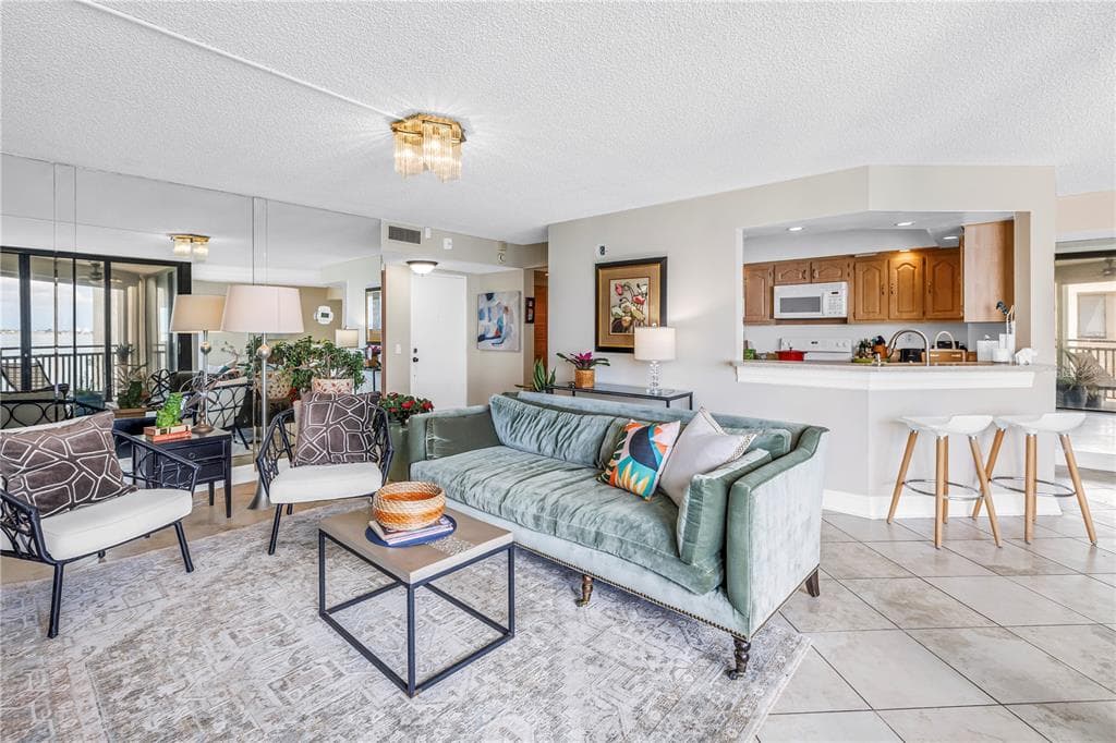 5825 PUERTA DEL SOL BOULEVARD S 464 photo 7