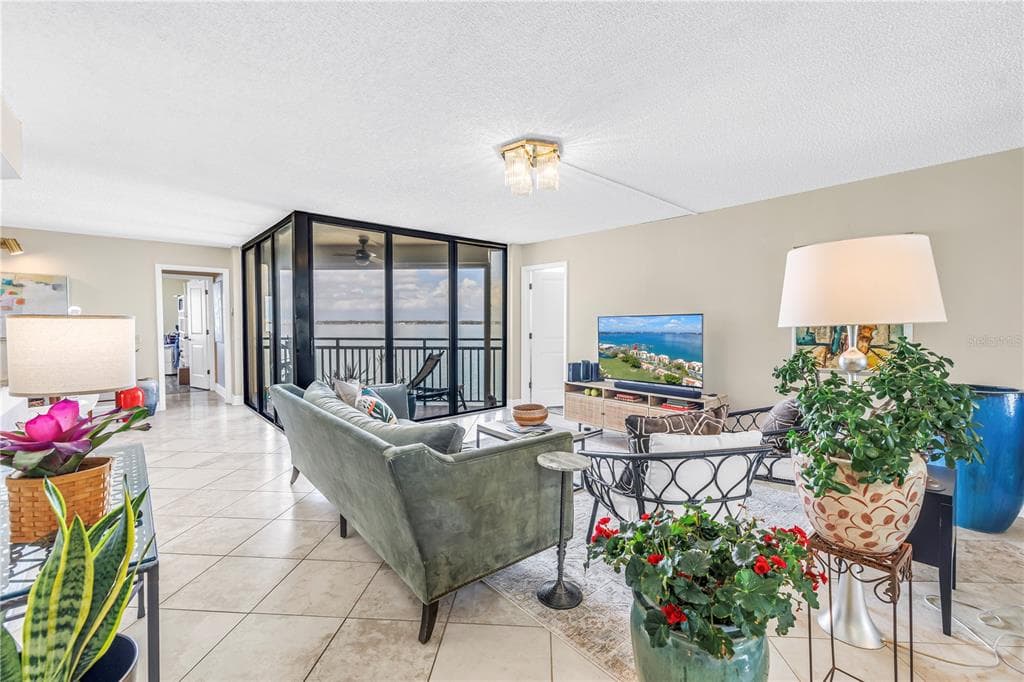 5825 PUERTA DEL SOL BOULEVARD S 464 photo 5
