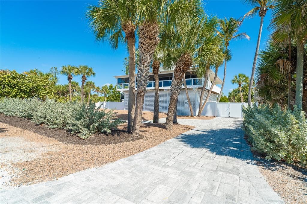 230 N GULF BOULEVARD 3