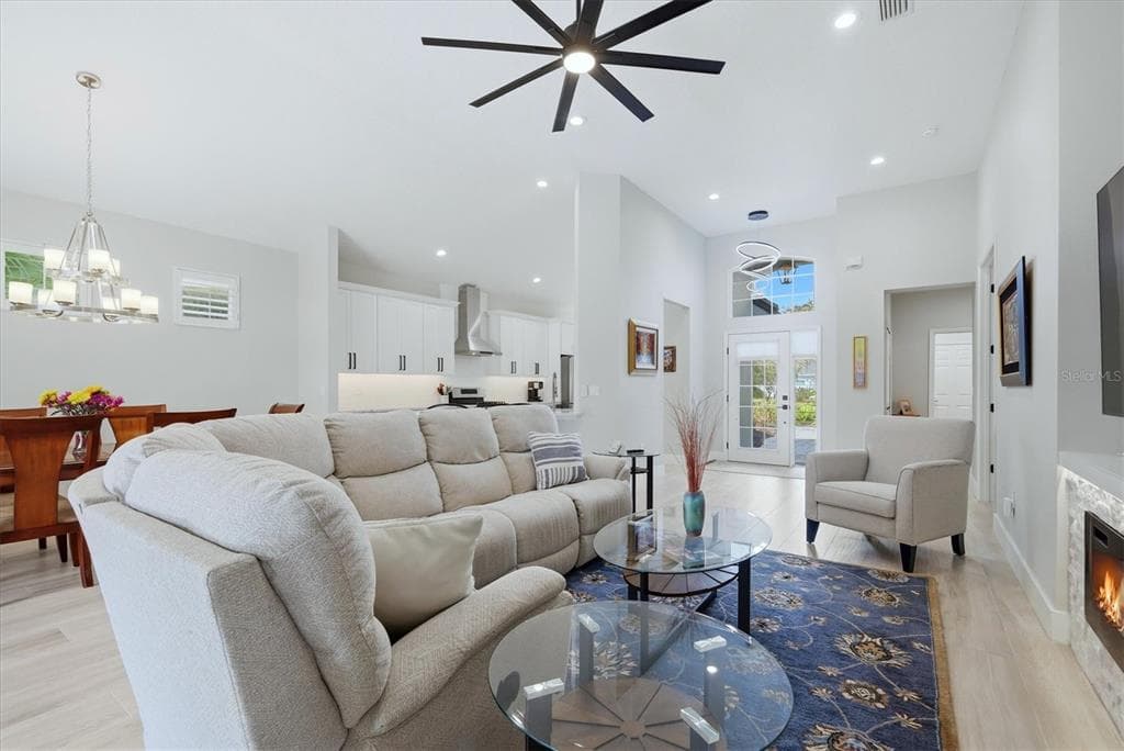 6514 OAKLAND HILLS DRIVE photo 10