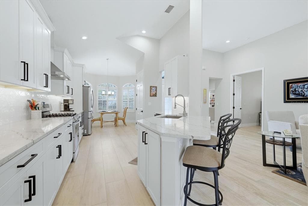 6514 OAKLAND HILLS DRIVE photo 14