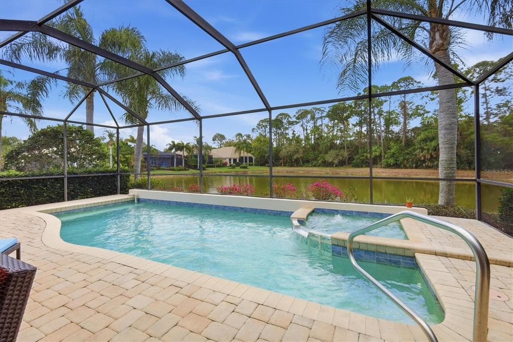 6514 OAKLAND HILLS DRIVE photo 4