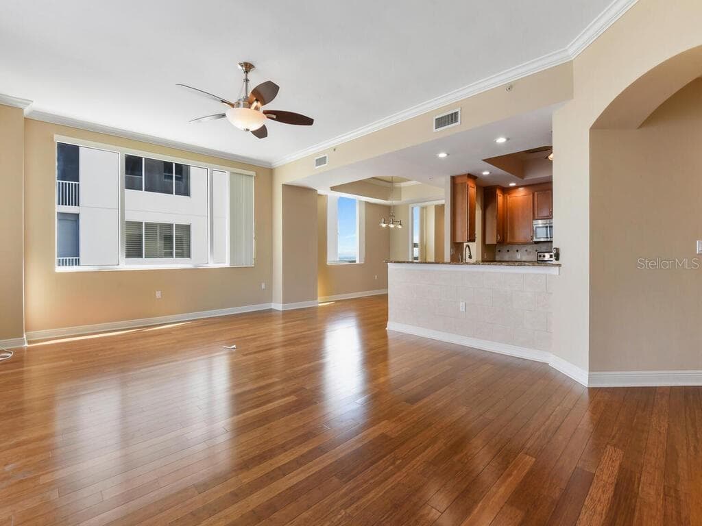 2104 W FIRST STREET 2304 photo 16