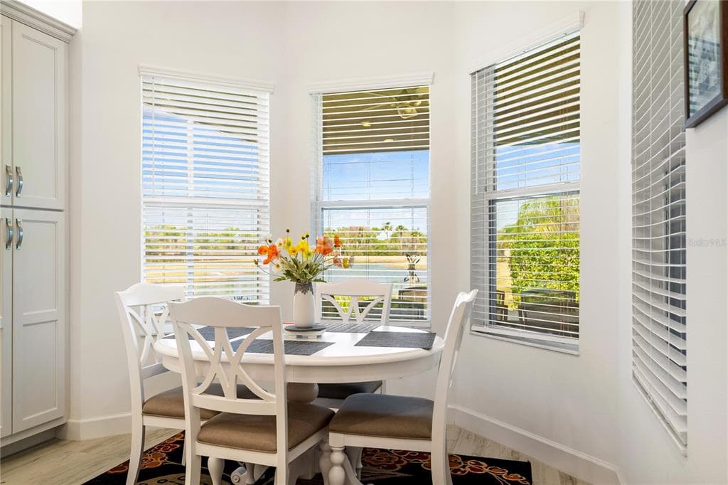 4924 PAMPLONA COURT photo 17