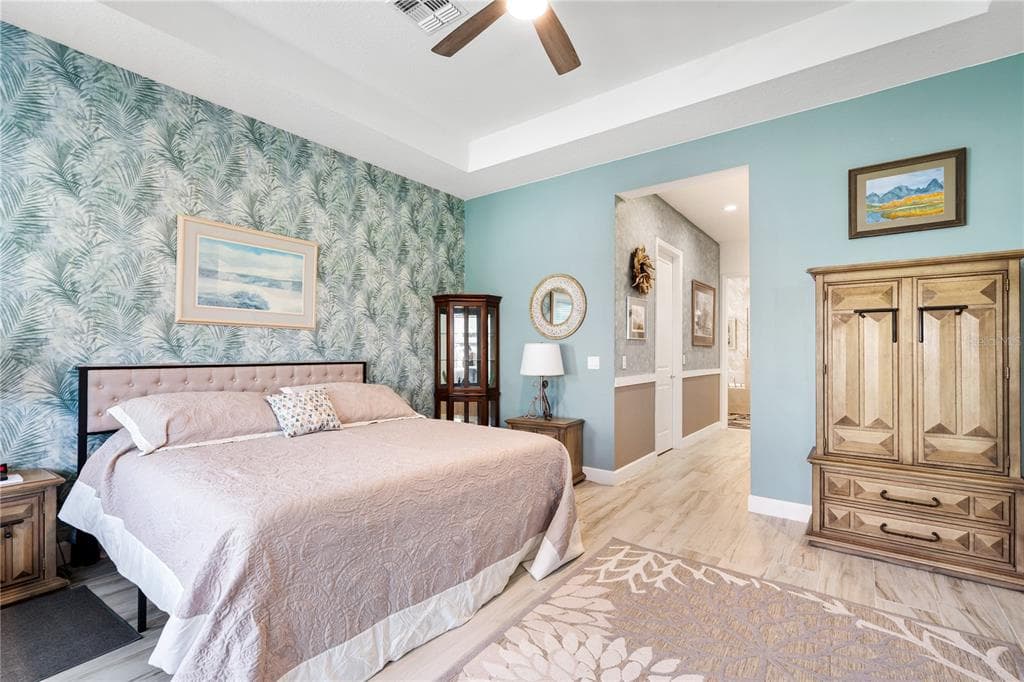 4924 PAMPLONA COURT photo 24