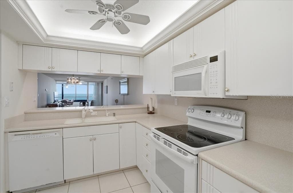 840 THE ESPLANADE N 206 photo 11