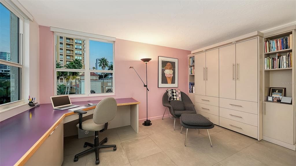 101 SUNSET DRIVE 301 photo 19